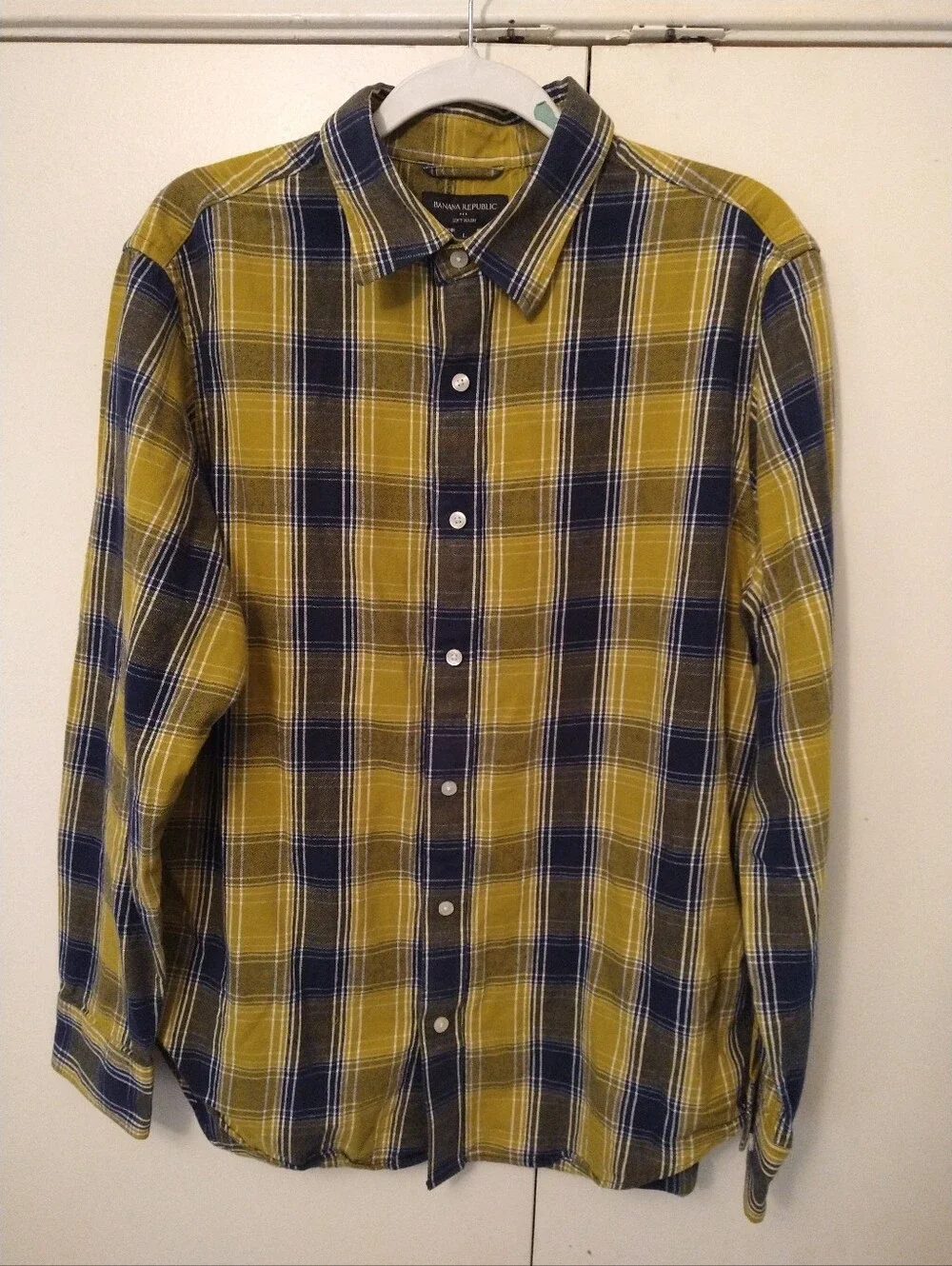 Banana Republic Soft Wash Plaid Long Sleeve Button Up Shirt Men's sz Large.
